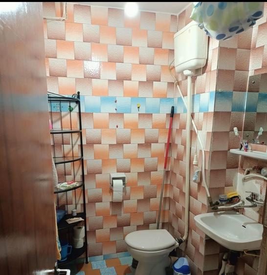 Apartament cu 4 camere în Crângași