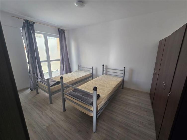 Apartament cu 3 camere decomandat, mobilat în Valea Lupului