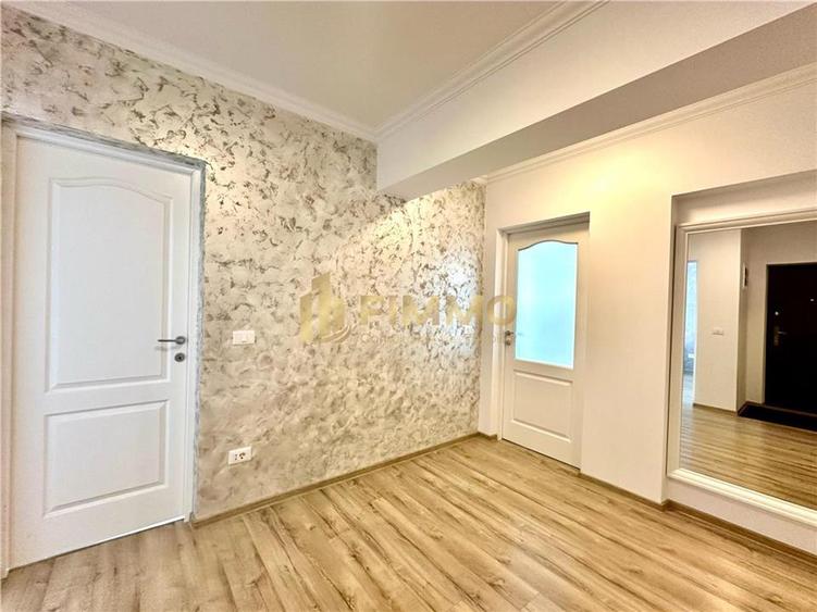 Apartament cu 3 camere decomandat în Burdujeni