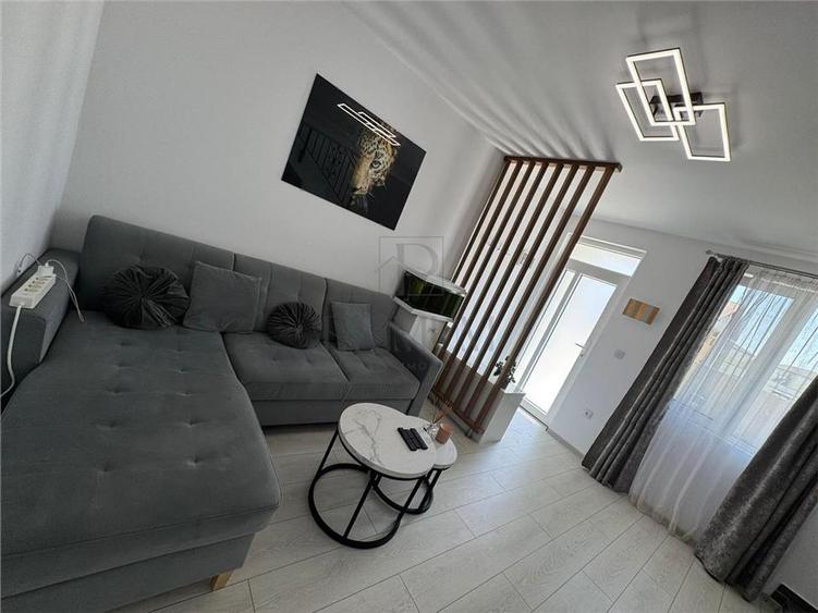 TRIPLEX CU TERASA SI CURTE PROPRIE - CALEA URSENI - IN SPATE LA ZONE 2 - 14