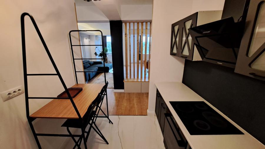 APARTAMENT 3 CAMERE   CU 3 BAI - LUX - LOC PARCARE - COMISION 0 - 15