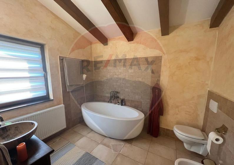 Casa / Vila cu 4 camere de vanzare - 7