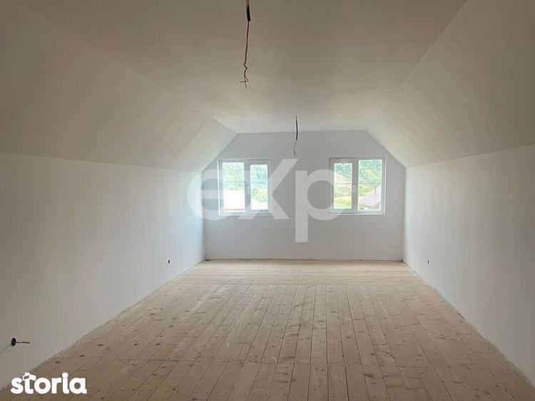 Casa / Vila cu 6 camere de vanzare Leontinesti - Bacau - 2