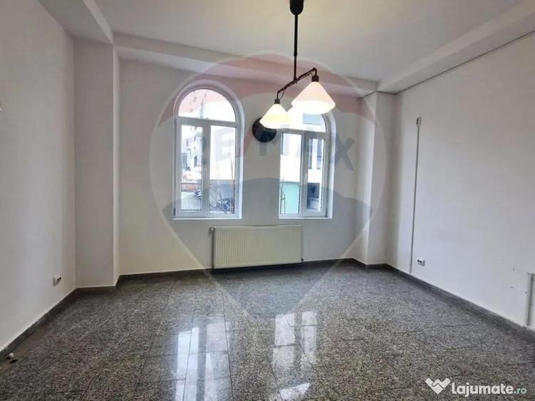 Spa?iu de birouri central - Vila 323 mp - Ideal sediu f... - 3