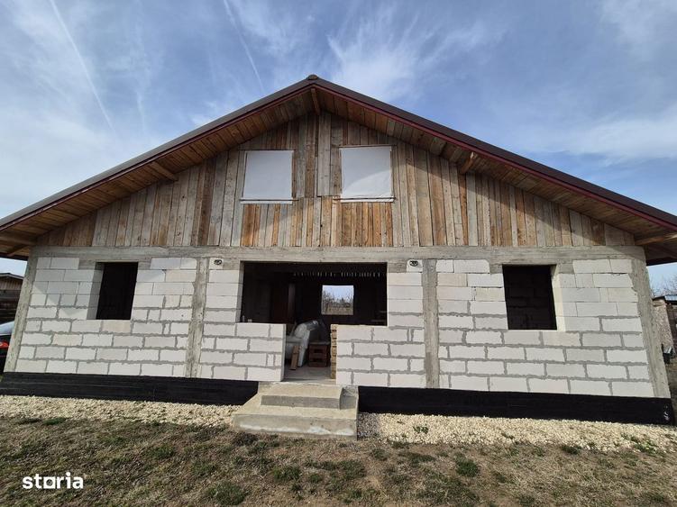 Caciulati, vanzare casa 3 camere la rosu, teren 400mp. - 8