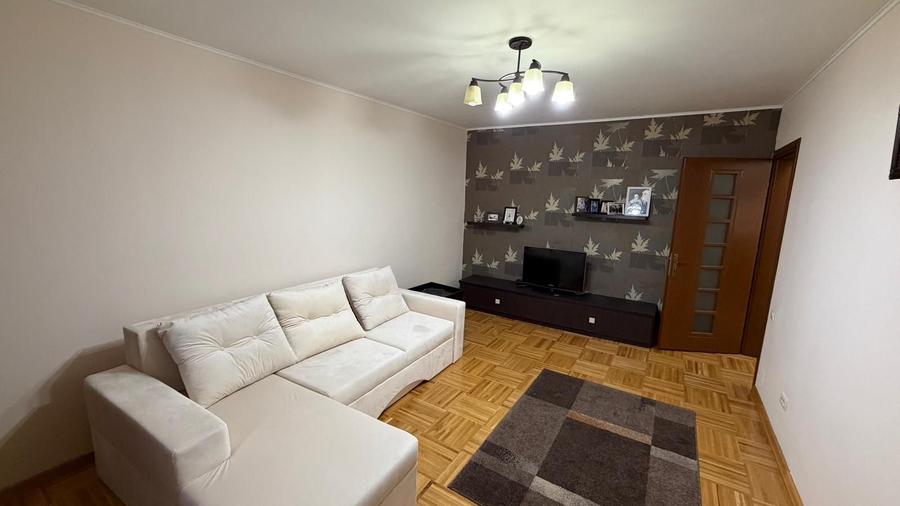 EXCLUSIVITATE Parter decomandat Soveja , Zona Inel 1 - 2