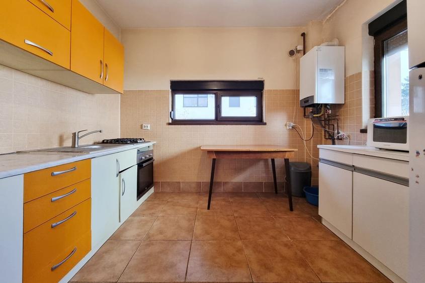 Vanzare casa 4 camere P+1E teren 444mp Strada Odei nr.174 Grand Arena Berceni - 2