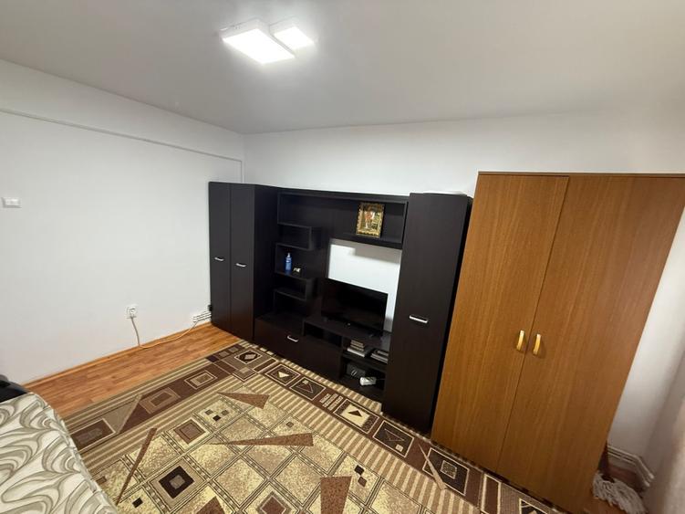 Garsoniera Mioveni 39500euro - 5