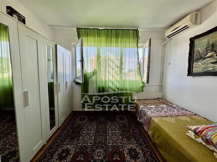 Garsoniera mobilata si utilata zona UMT - 1