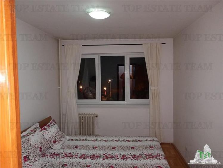 Apartament spatios 3 camere, aproape de metrou, langa Bulevardul Alexandru Obreg - 4