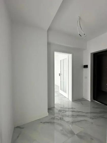 Metrou 1 Decembrie 1918 Apartament de 3 Camere Titan Theodor Pallady - 2