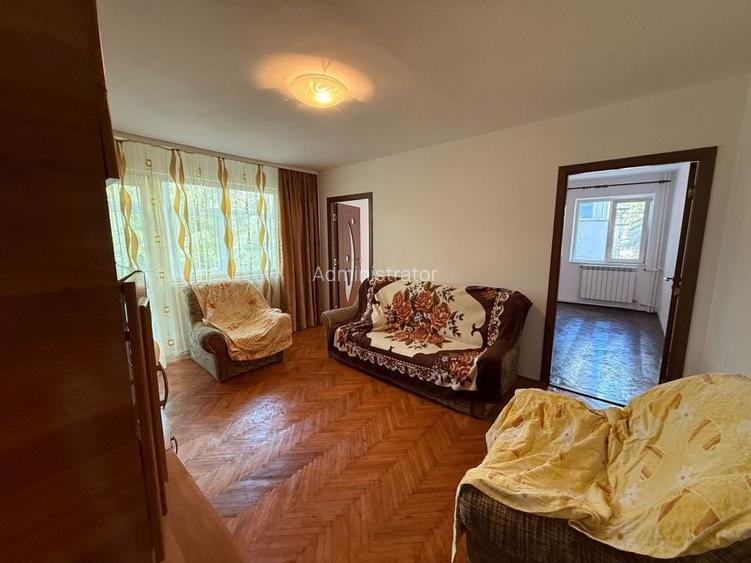 Apartament 3 camere de vânzare , zona IC Brătianu