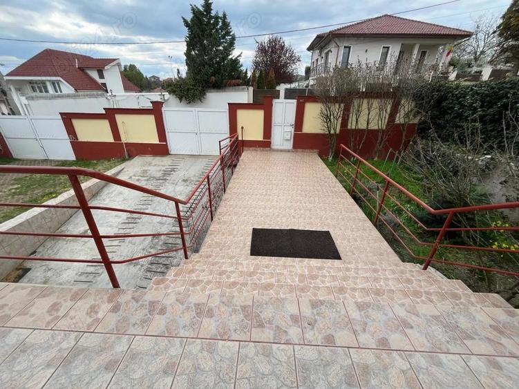 Vila cu 6 camere, 5 bai, piscina, garaj, Strada Colinelor, Oradea. - 12