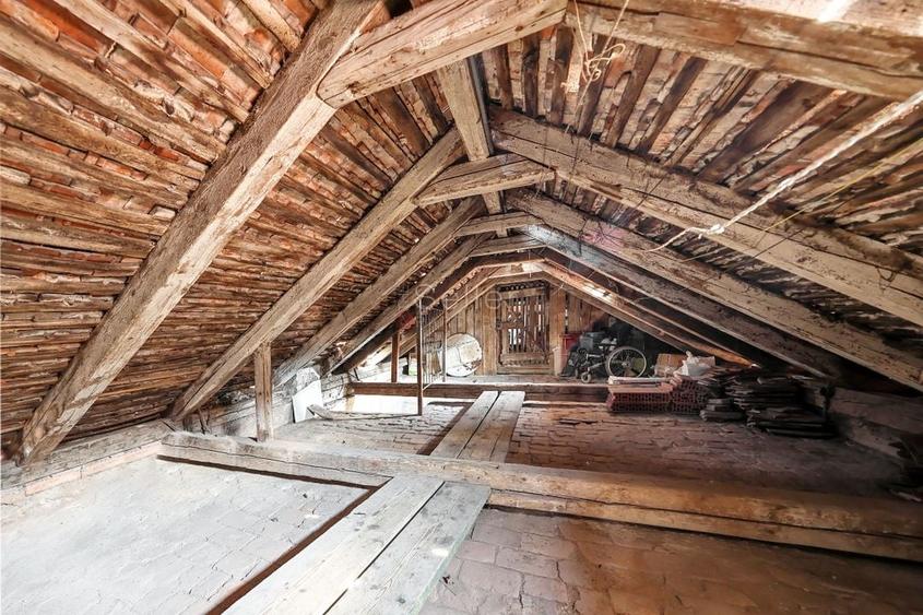 Zona Centrala Structura Generoasa - 32