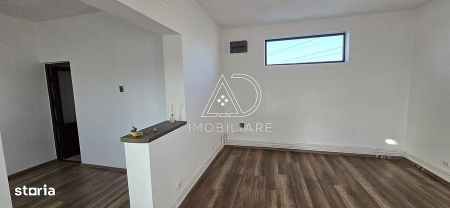 Spatiu pentru birouri de inchiriat 6 camere, strada 23 August - 5