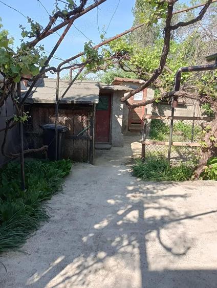 Casa de vanzare 3 camere - 2