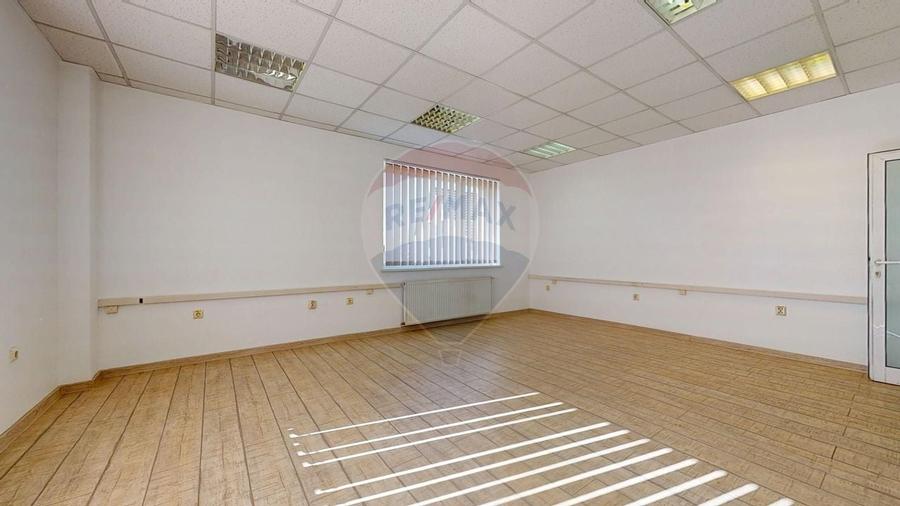 Birouri de închiriat în Brașov, Centrul Civic, clădire de birouri - 10