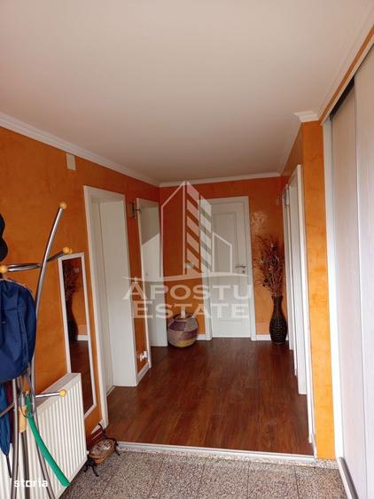 Cel mai mic pret! Apartament cu 4 camere, pizzeria Hot, Hunedoara - 1