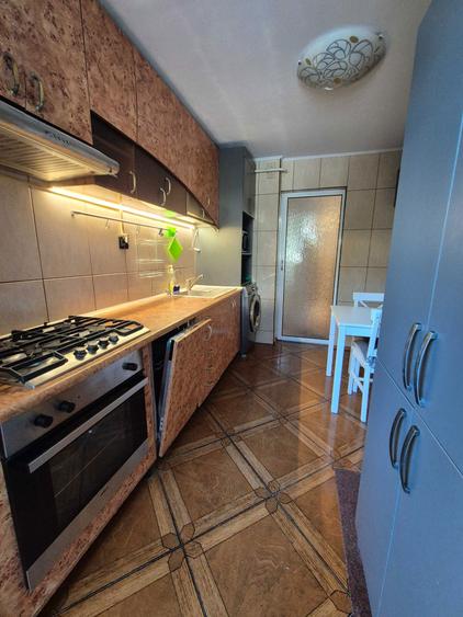 Inchiriez apartament 2 camere - 6