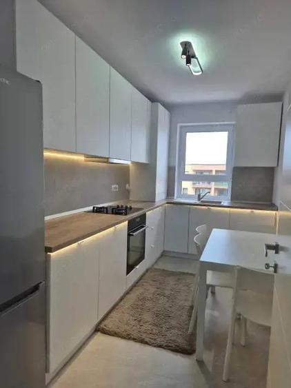 Apartament de inchiriat 2 camere| Tractorul | etajul 10 - 4