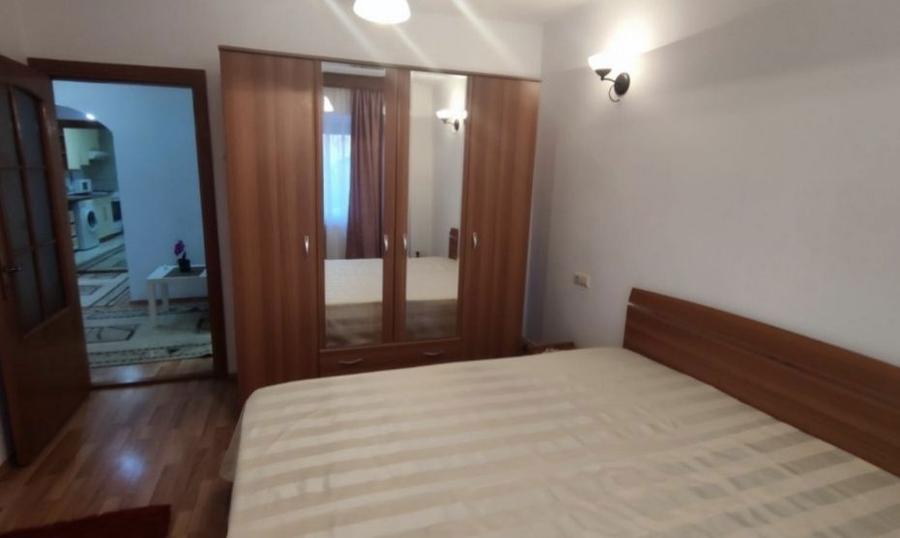 Proprietar,ofer spre inchiriere ap cu 3 camere in Lenjn Sud!+ garaj - 3