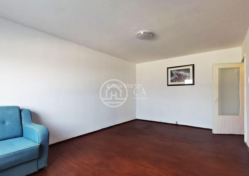 Apartament de vanzare cu 3 camere in zona Iosia , Oradea