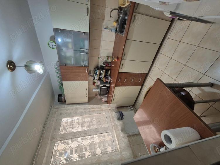 Vand apartament 2 camere, decomandat, etaj 4 4. - 2