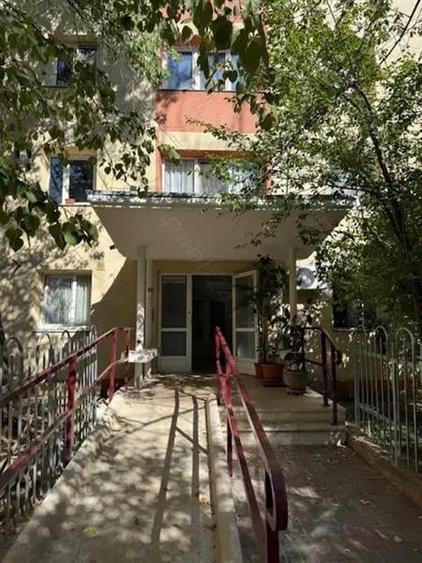 Apartament 4 Camere Decomandat, Titan - Policlinica - 3