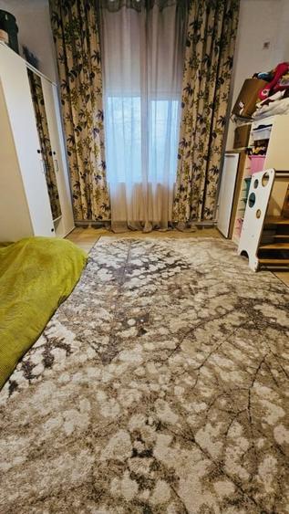 Apartament 3 camere in vila Giulesti zona linistita si curte generoasa etaj 1 - 9