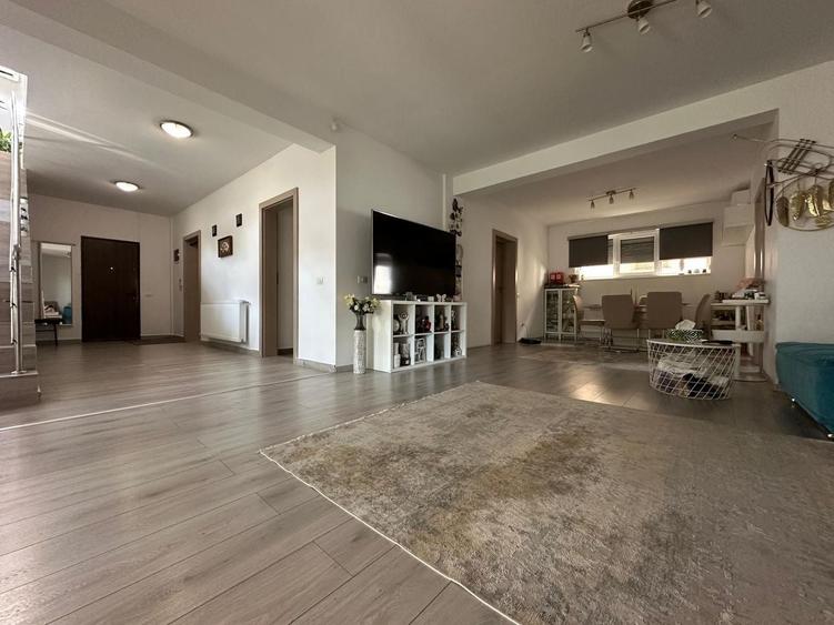 Vila individuală P+1, 5 camere, 260 mp utili – teren 400 mp - 1