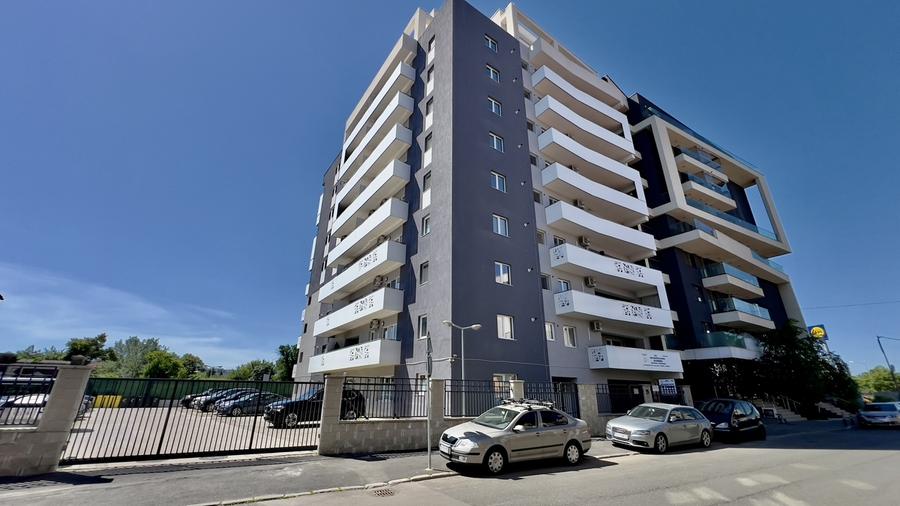 Unirii / 13 Septembrie / Casa Poporului / Hotelul Marriott / Bloc 2022 - 15