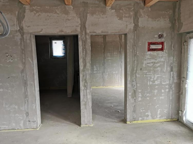 Vand casa la gri Popricani - 1