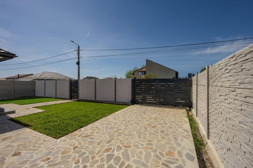 CASA TIPLA, Racordata! Cu un DORMITOR la PARTER ! Domnești! - 23