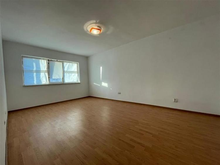 Apartament 2 camere de vanzare zona Vest Tulcea - 2