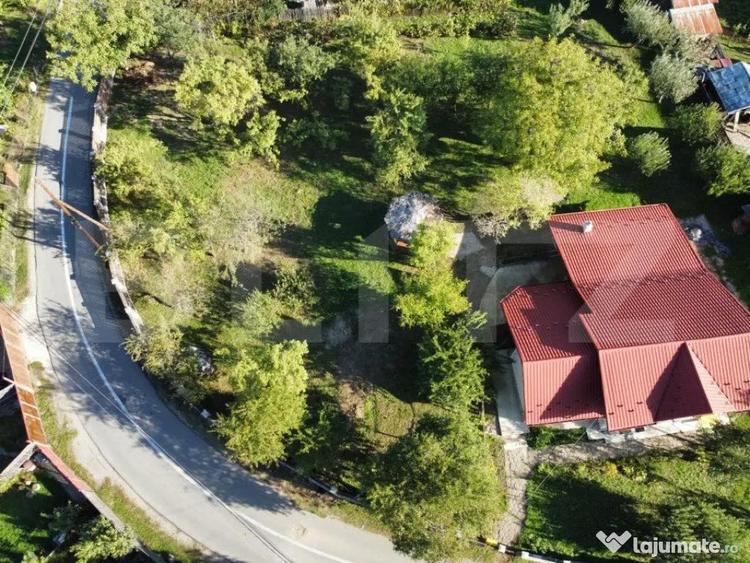 Casa superba Valenii de Munte , Teren Generos 2031 mp ! - 7