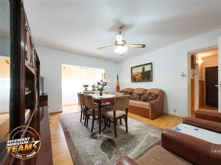 FILM! Apartament 3 camere, decomandat, Lenin, vanzare sau schimb