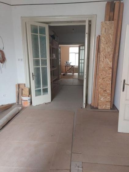 Apartament -5 camere -decomandat-Zona Mosilor - 5