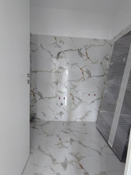 Garsoniere decomandata /parc/ scoala Petru Rares - 5