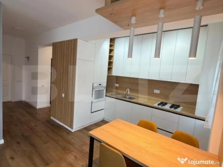 Apartament de vanzare, 2 camere, 53 mp, balcon si parcare, B - 3