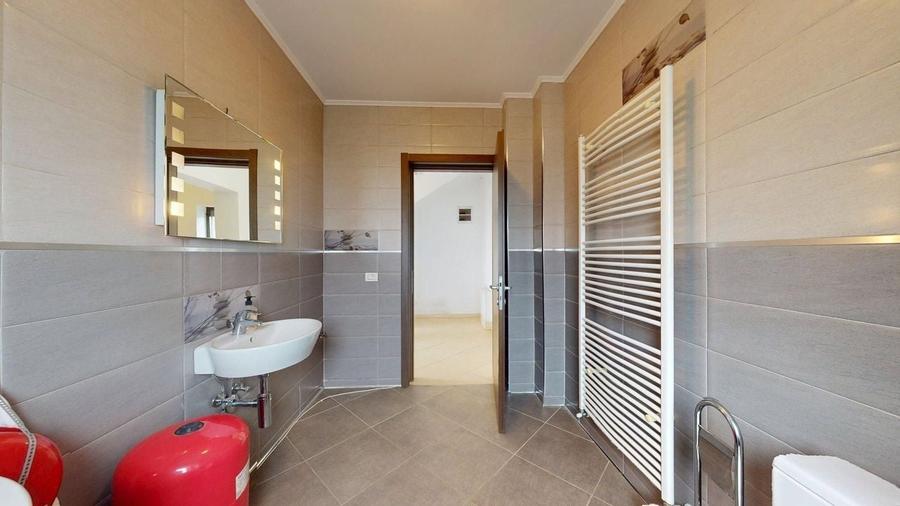 Oportunitate Excepțională de Investiție și Dezvoltare Imobiliară! - 28