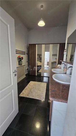 Casa boiereasca, eleganta,piscina, mobilata, teren 613 mp - Agronomie - 1