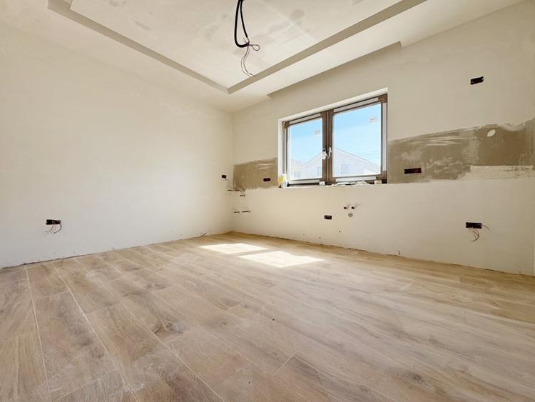 Duplex 4 camere, 126 mp utili, 334 mp teren - Giroc - 14