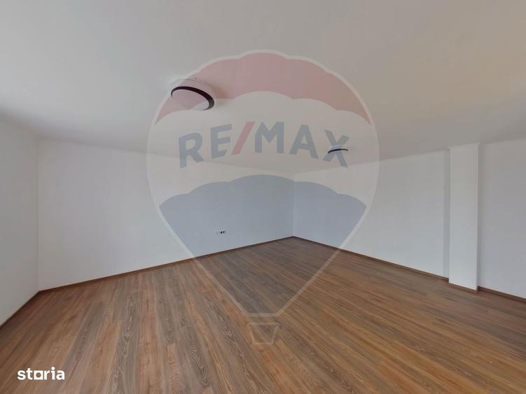 Casa cu 5 camere de vanzare in Piatra, Maramure? - 5