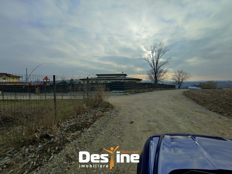 Comision 0% - Teren Primarie Dumesti, 8100 mp, front 13 ml, - 1