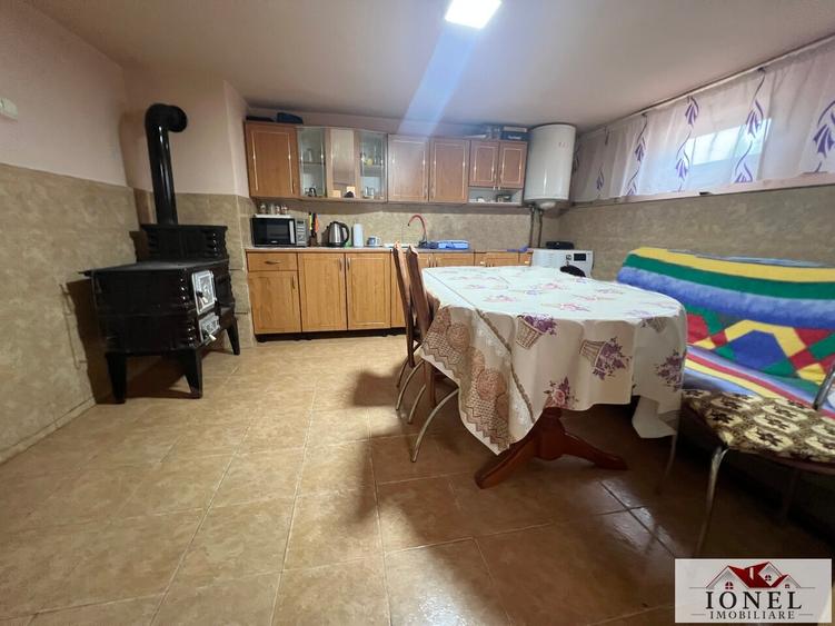 Casă individuală cu 5 camere cu Garaj în Vurpăr