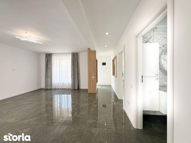 Casă cu 3 camere cu Piscina în Central