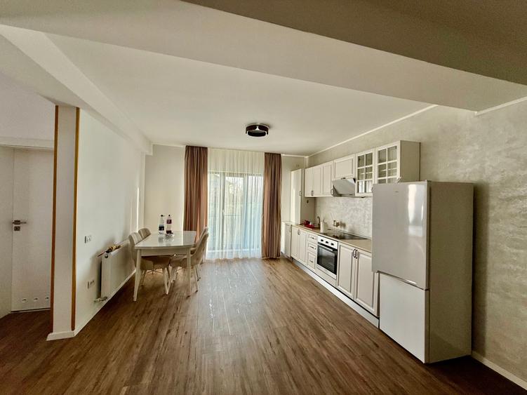 Casă individuală cu 5 camere cu Canalizare în Lumina