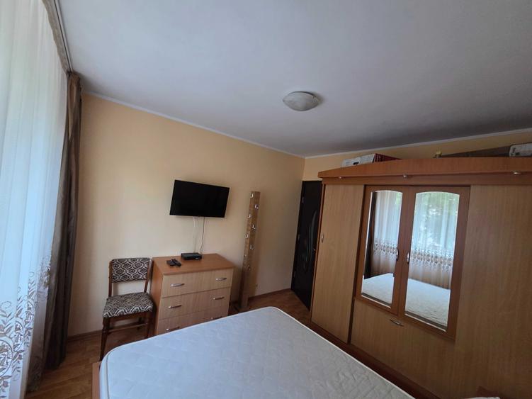 Apartament cu 2 camere decomandat în Păcii