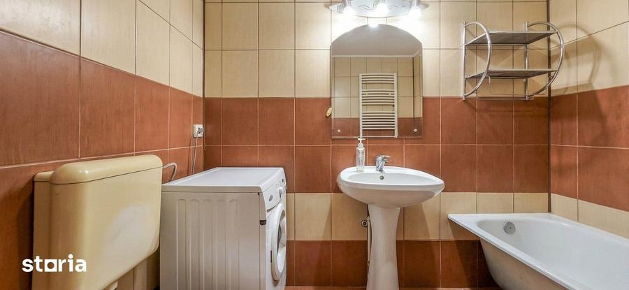 Casă cu 3 camere cu Teren 200 Mp în Alexandriei
