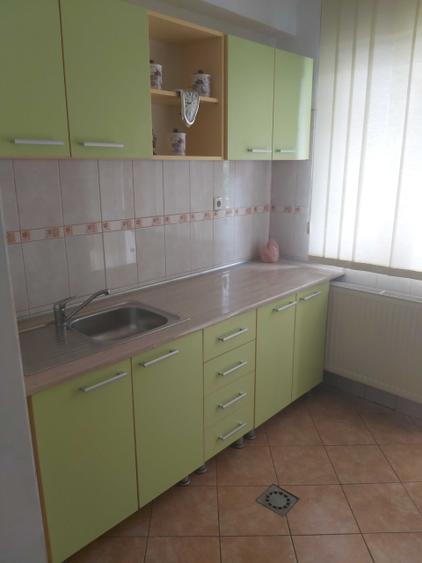 Proprietar inchiriez apartament 2 camere - strada Pomiculturii, 62 mp + 2 balcoane - 5
